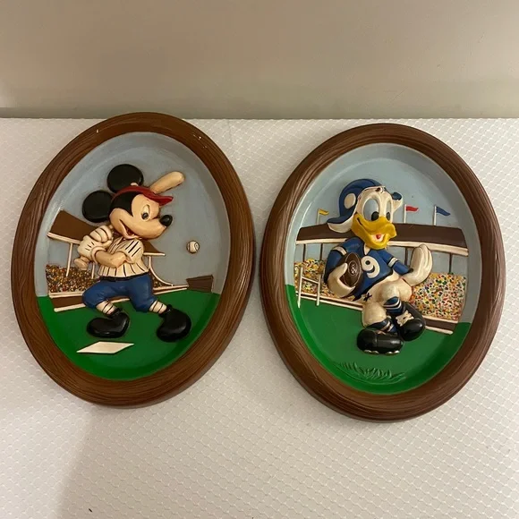 Walt Disney Productions” Mickey Mouse & Donald Duck Vintage Wall Hangings. - Picture 2 of 5